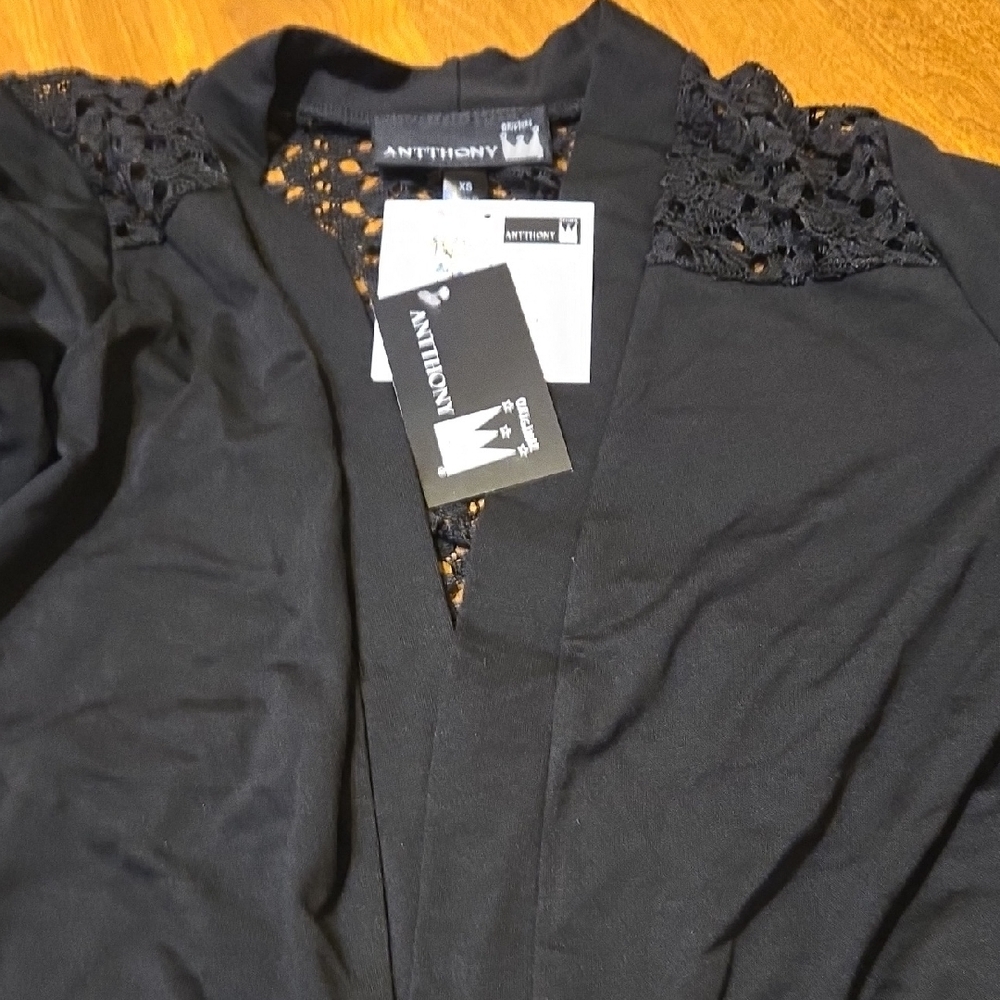 Antthony Women's Elegant Black Lace Blazer